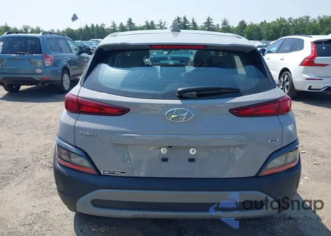 2022 Hyundai Kona Se z USA, uszkodzony, nr VIN KM8K2CAB2NU880697
